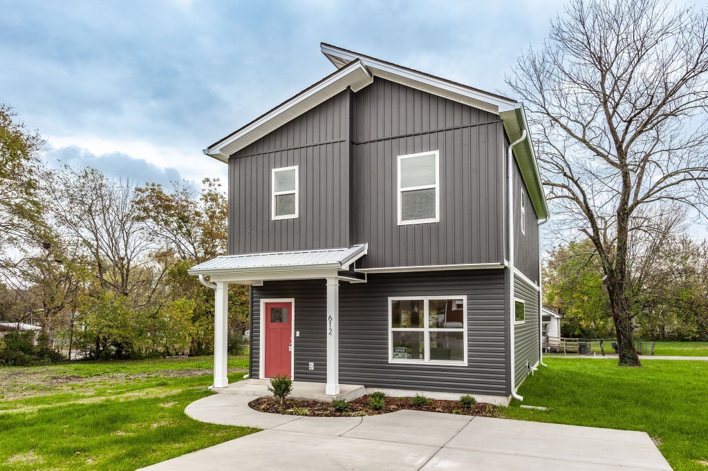 629 17th Avenue W, Springfield