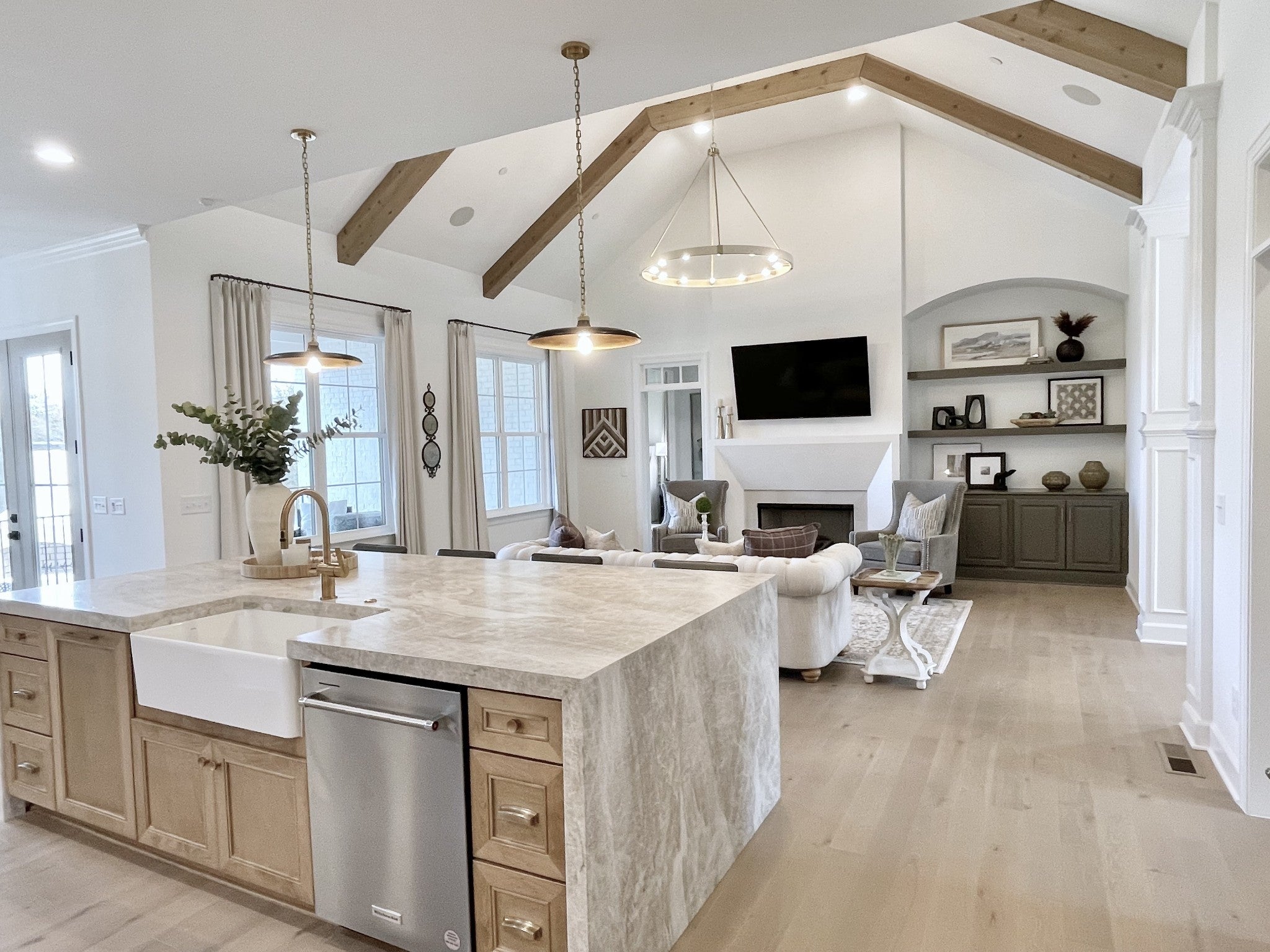 Photo of Listing #2970352