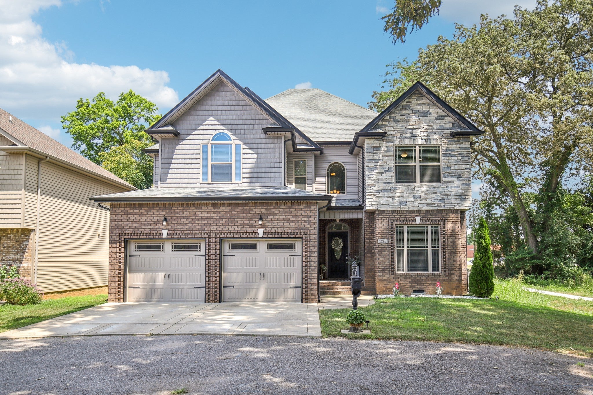 Photo of Listing #2970554