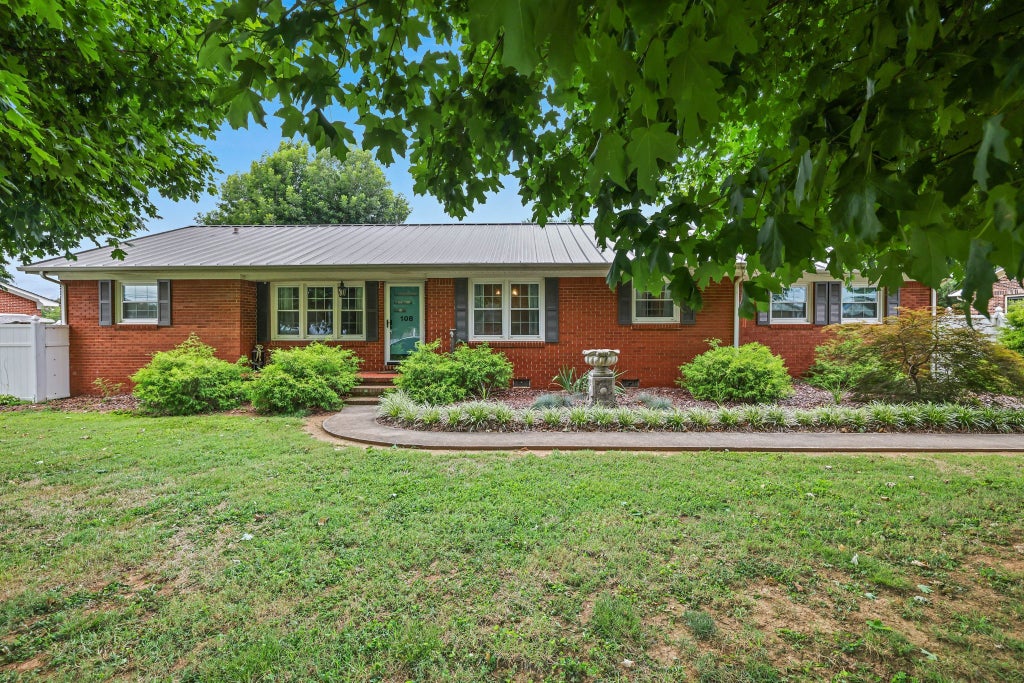 108 Van Buren St, McMinnville