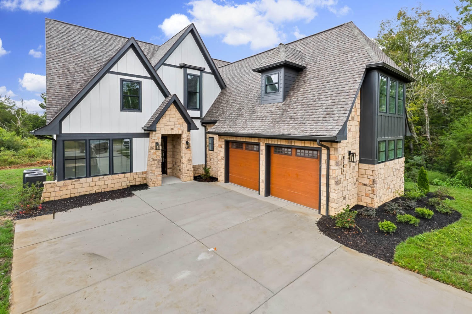 Photo of Listing #2970889