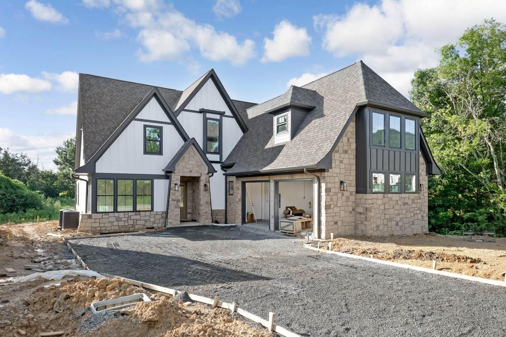 8743 Palamon Place, Ooltewah