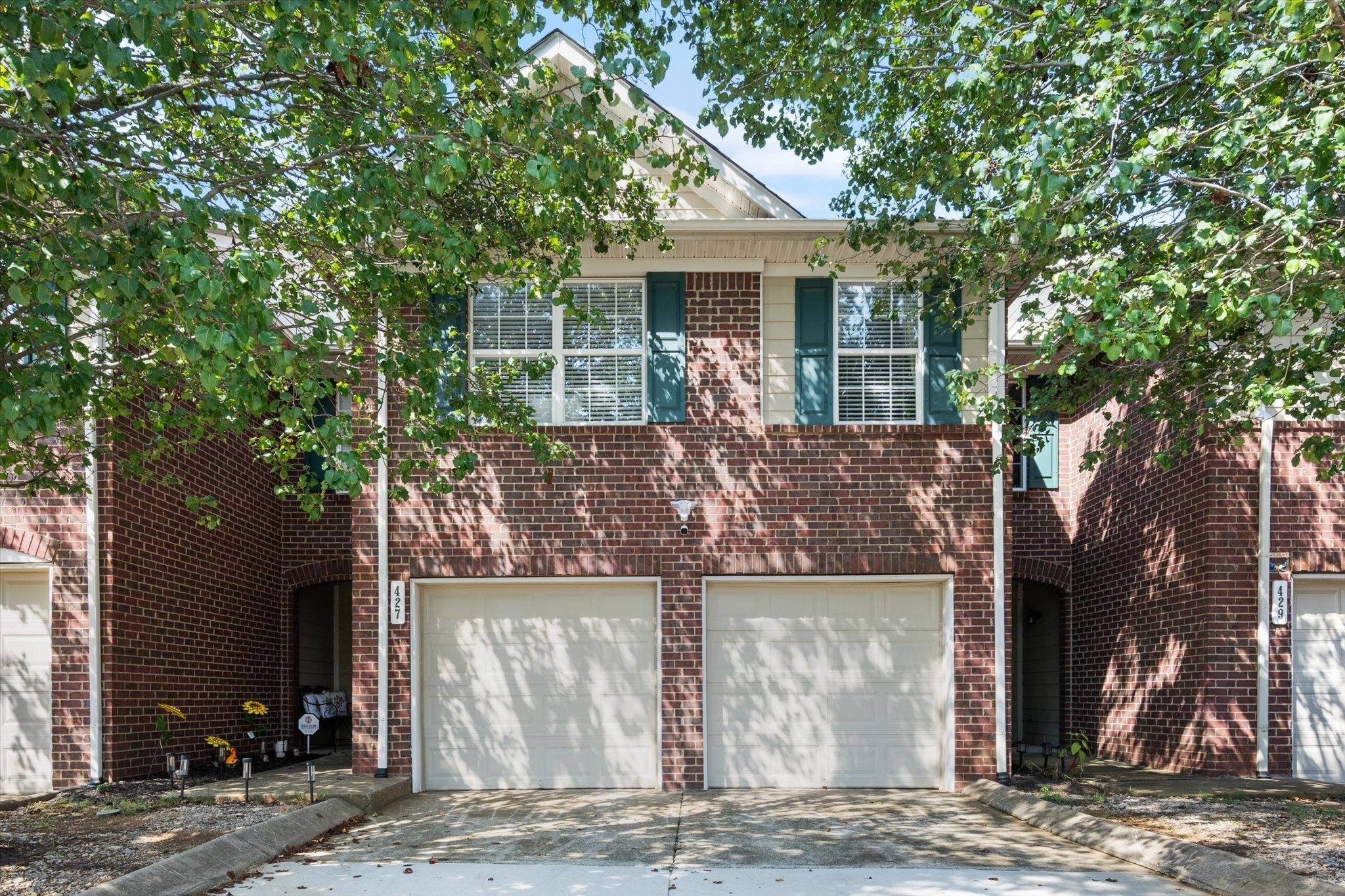 Photo of Listing #2970919