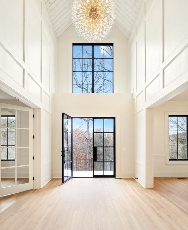 6339 Johnson Chapel, Brentwood