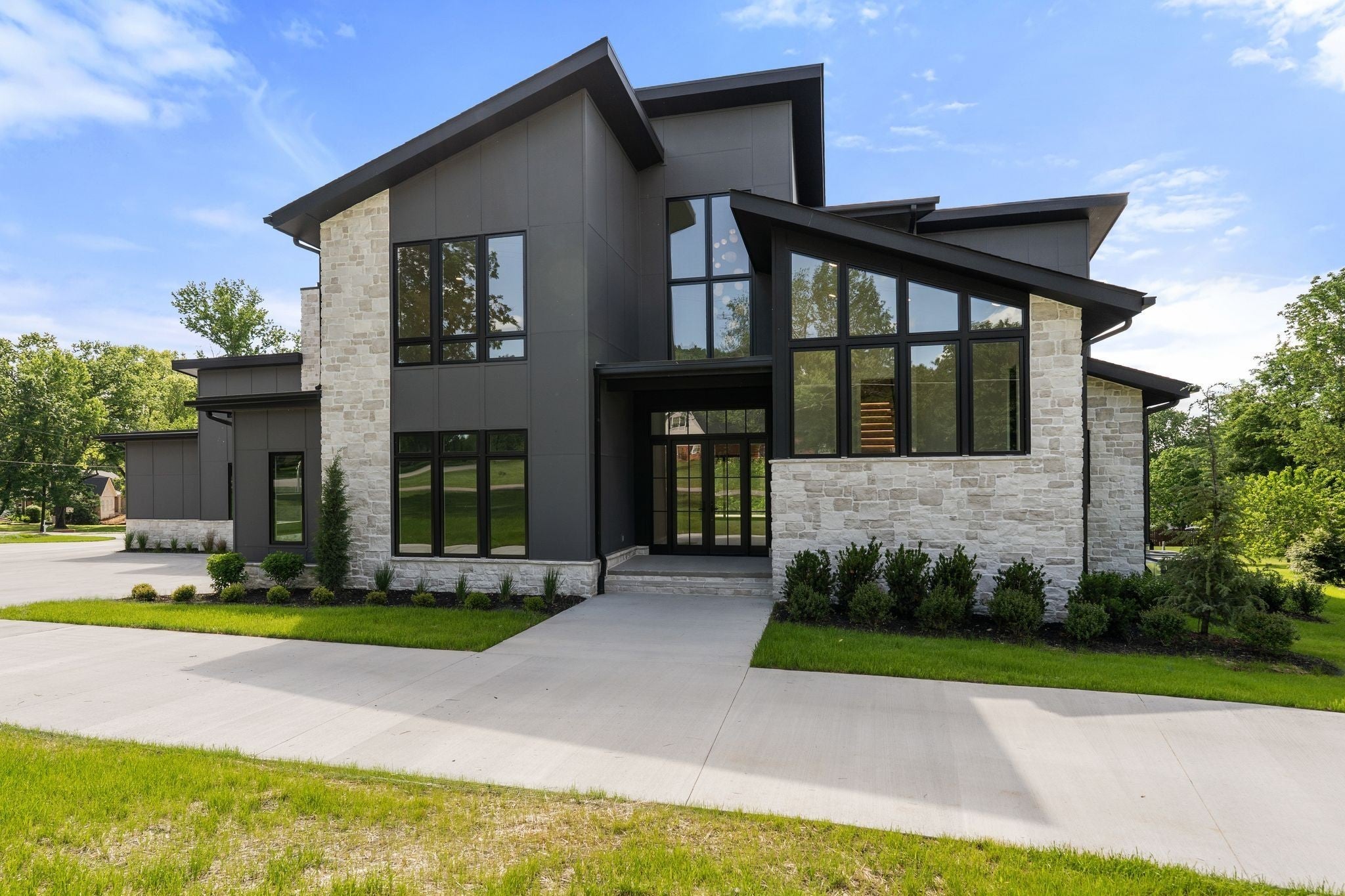 Photo of Listing #2971105