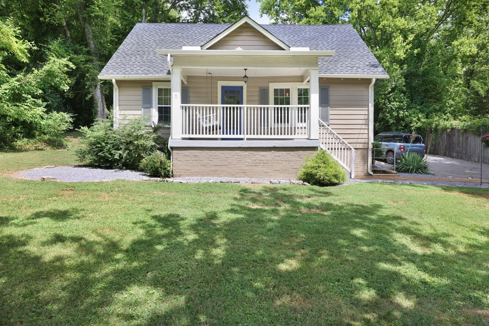 Photo of Listing #2971453