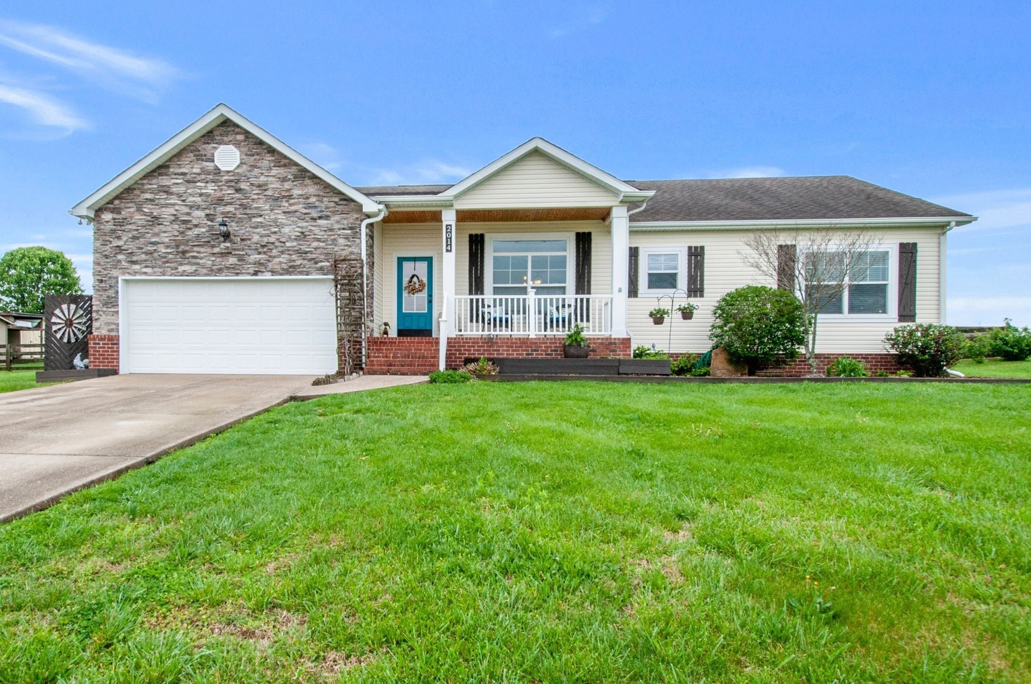 Photo of Listing #2971476