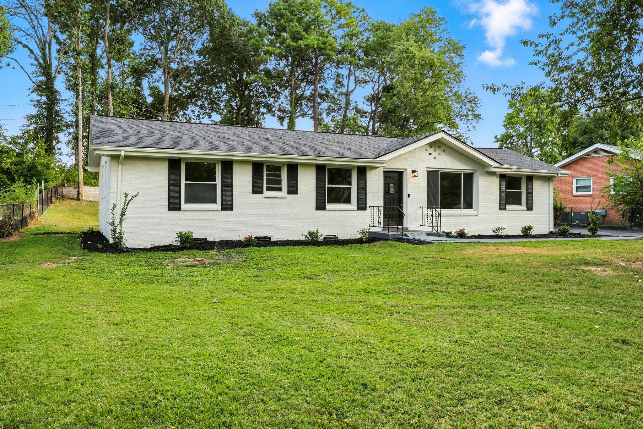 Photo of Listing #2971493