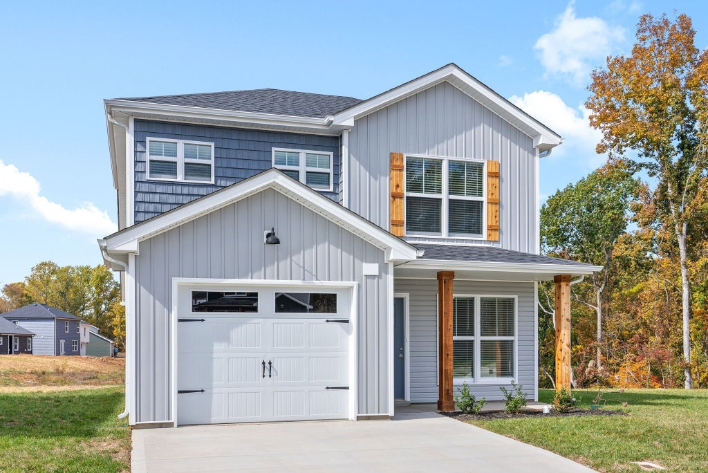 208 Quarry Overlook Way, Clarksville