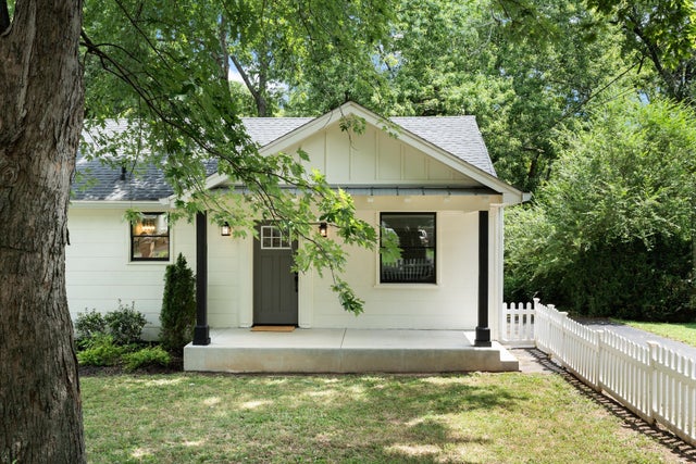 5622 Meadowcrest Ln, Nashville