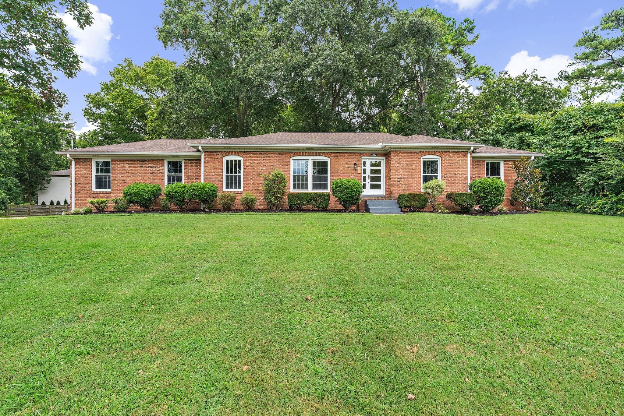 Photo of Listing #2972443