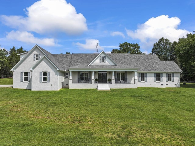 1725 Wartrace Pike, Shelbyville