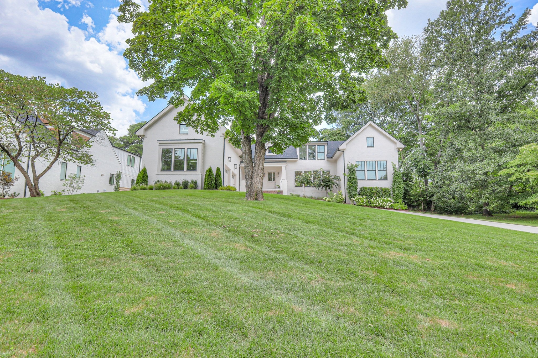 Photo of Listing #2972706