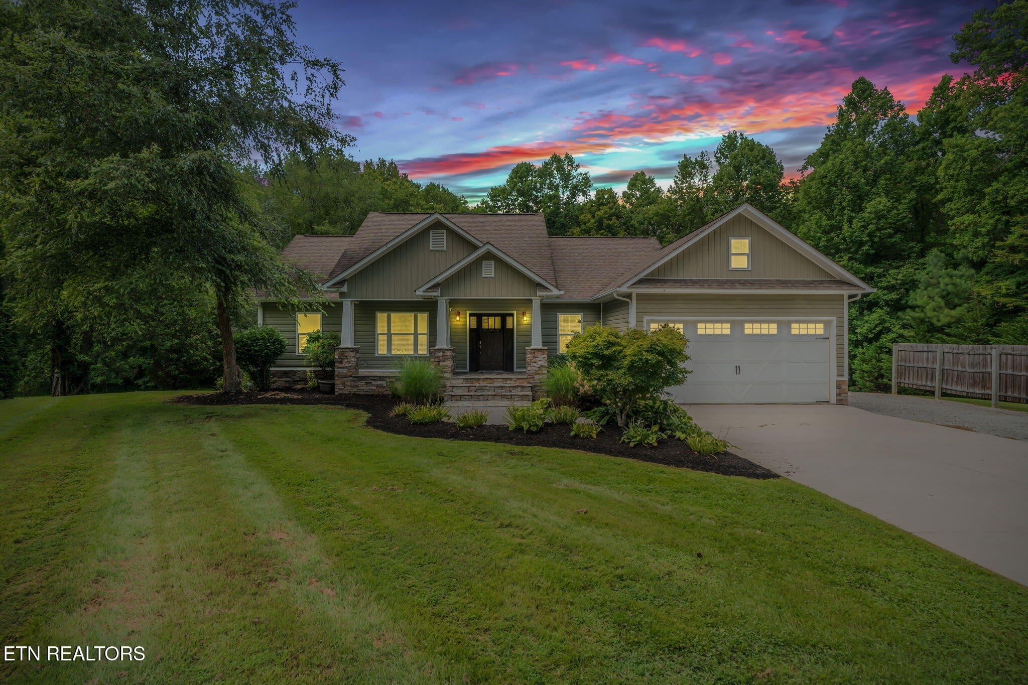 Photo of Listing #2972847