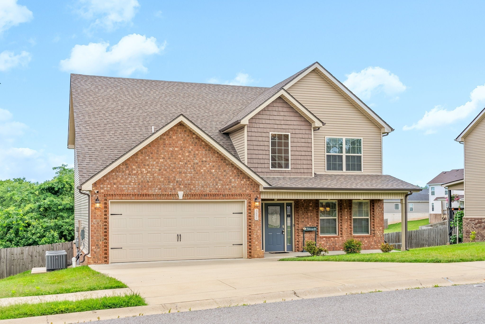 Photo of Listing #2972901