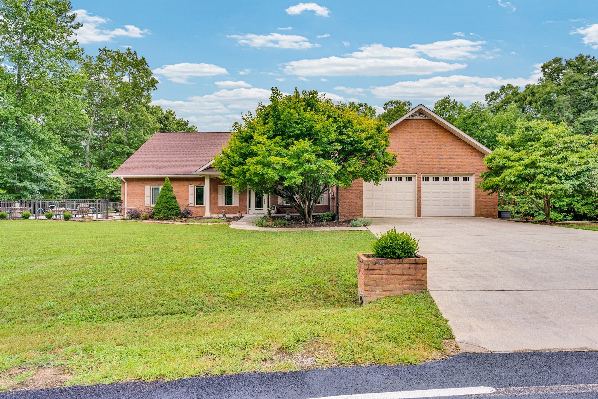 Photo of Listing #2972975