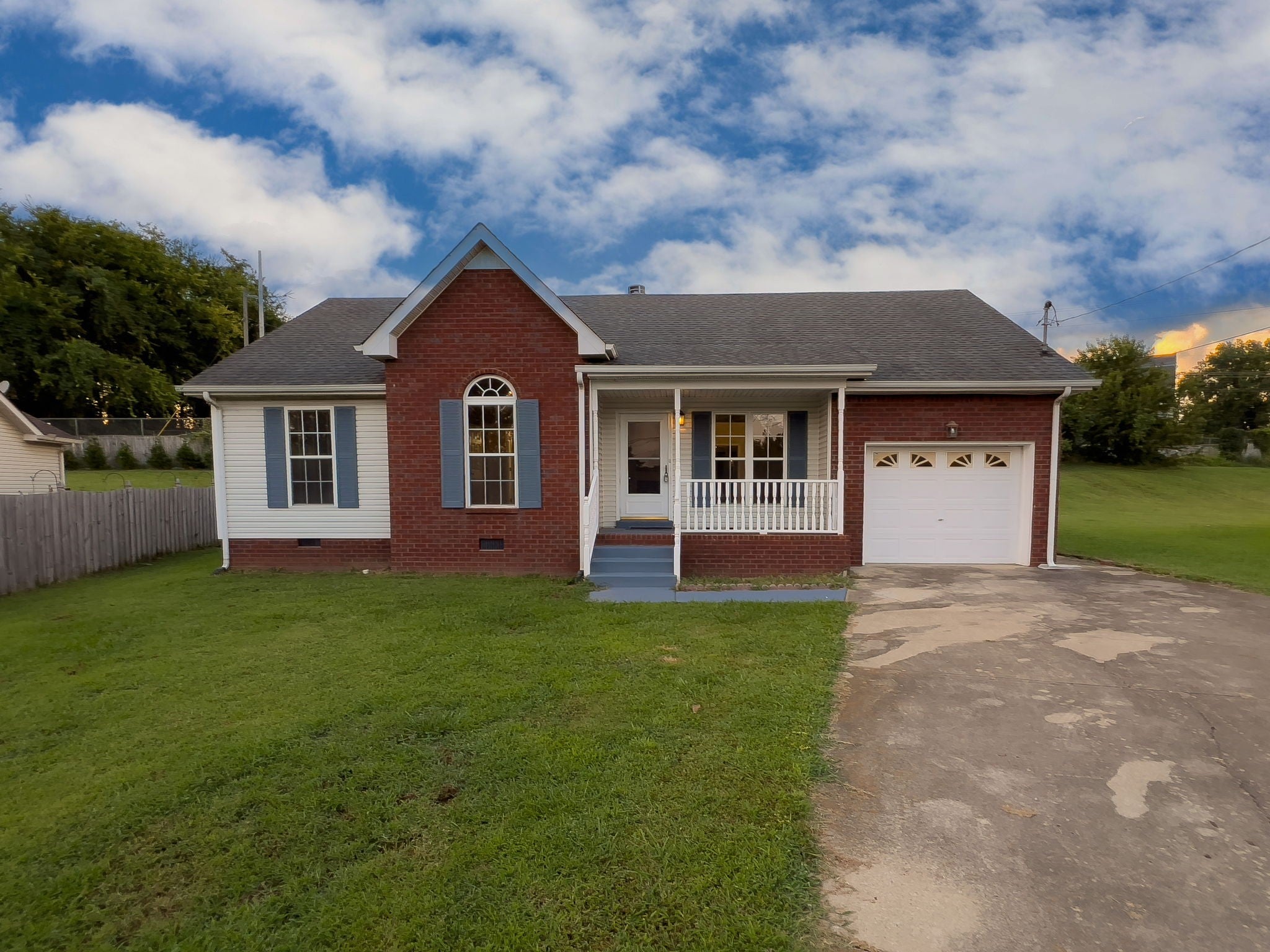 Photo of Listing #2973333