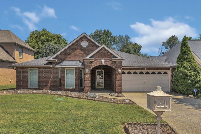 207 Trotwood, Brentwood