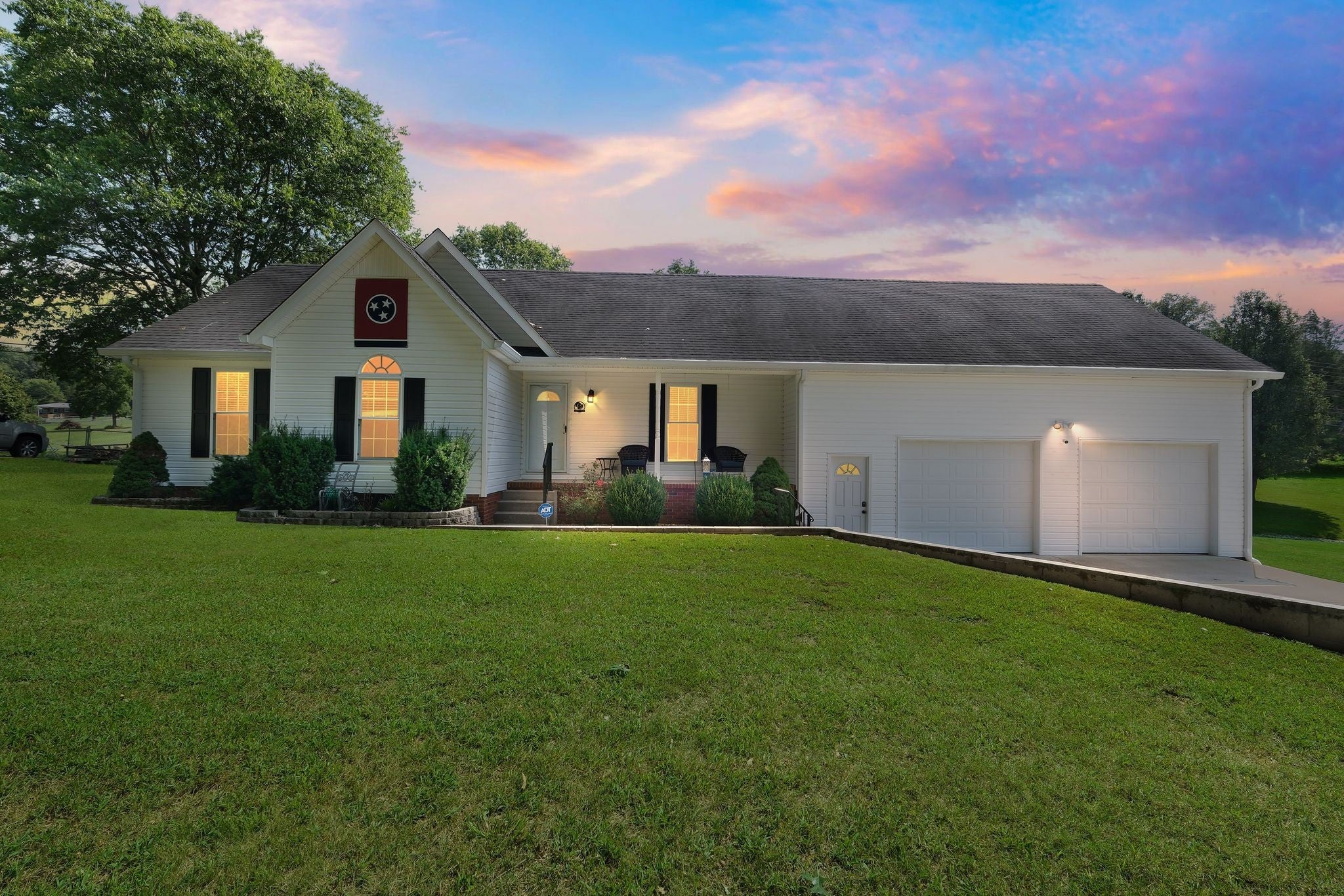 Photo of Listing #2973647