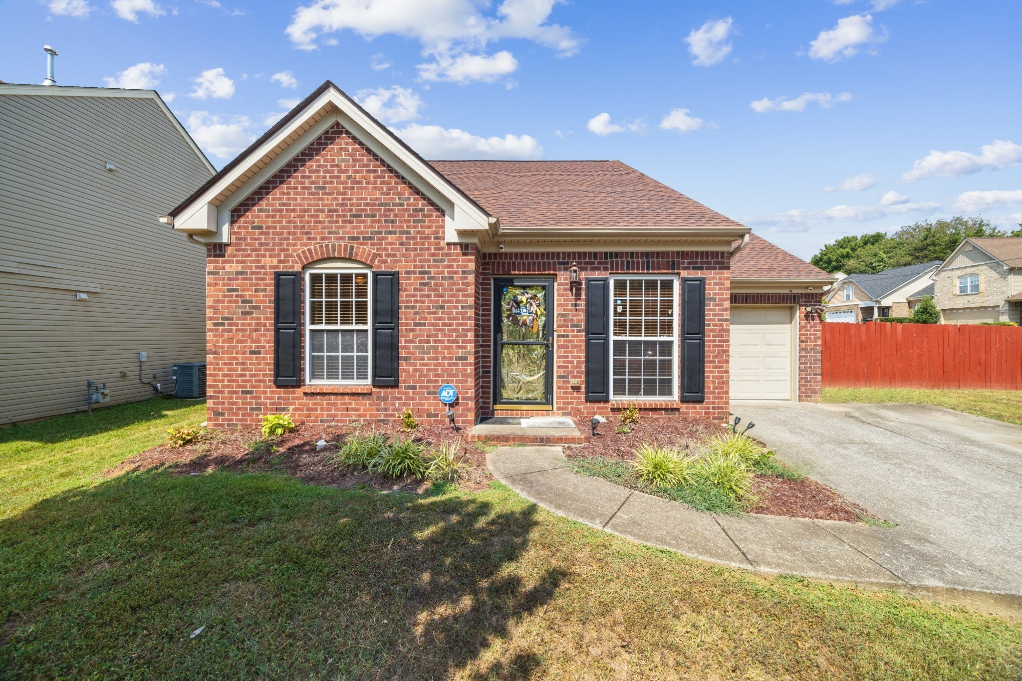 Photo of Listing #2973744