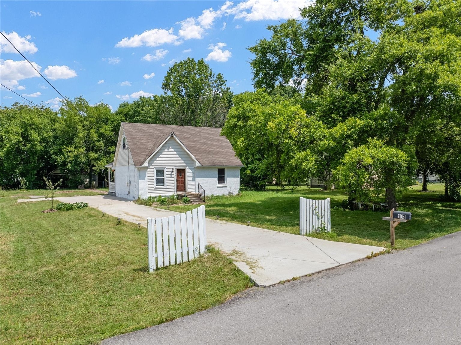 Photo of Listing #2973956