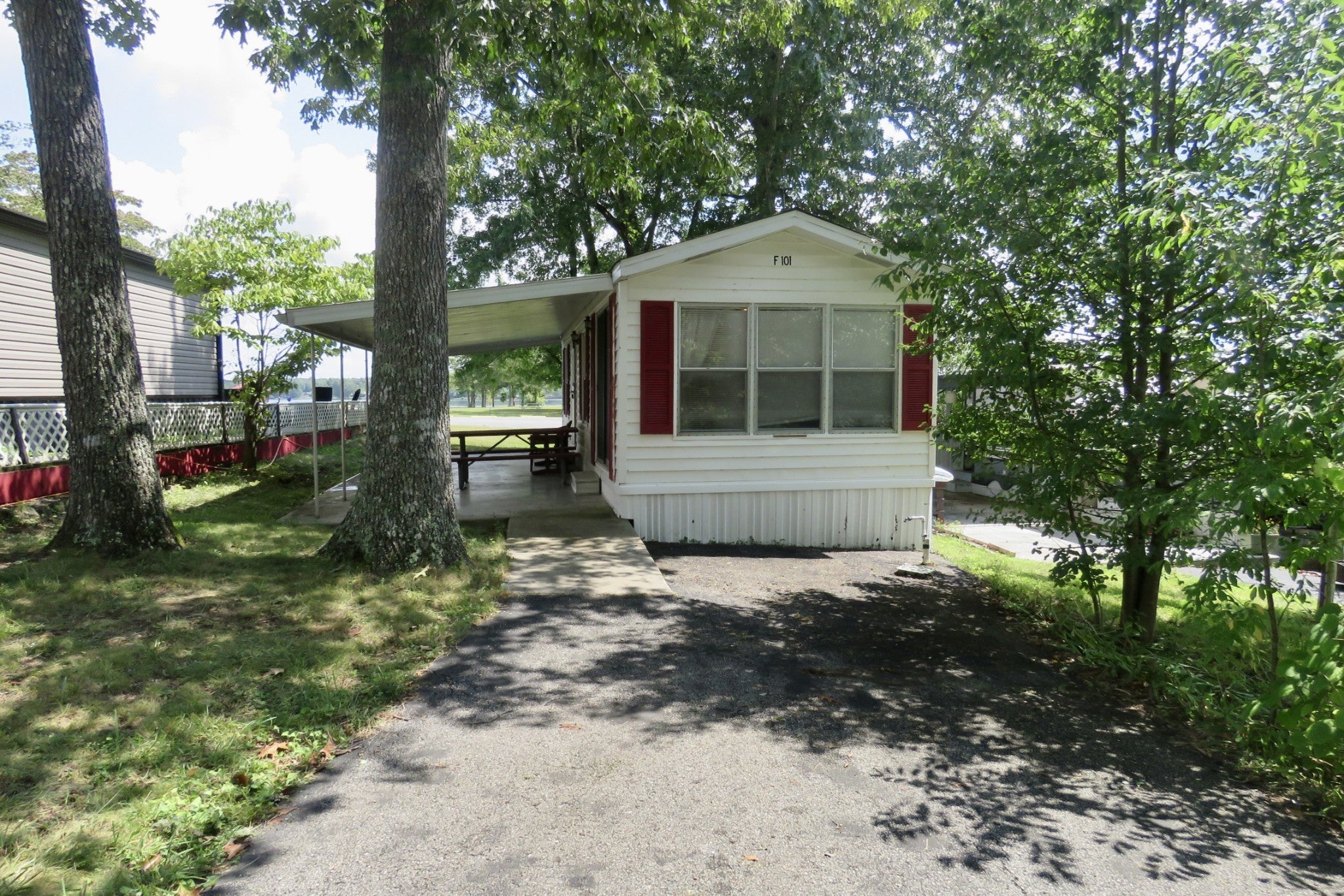 Photo of Listing #2974185
