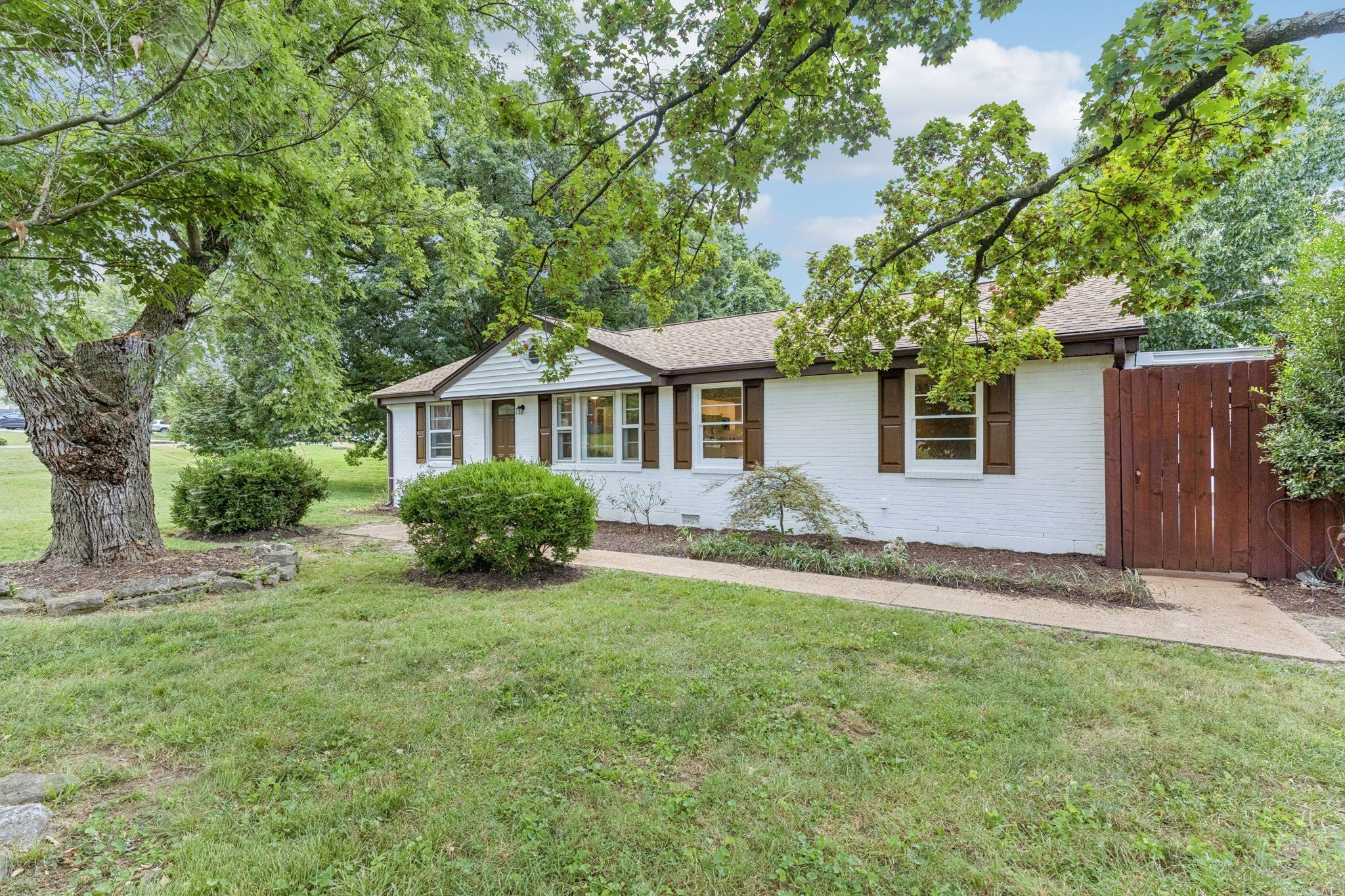 Photo of Listing #2974314