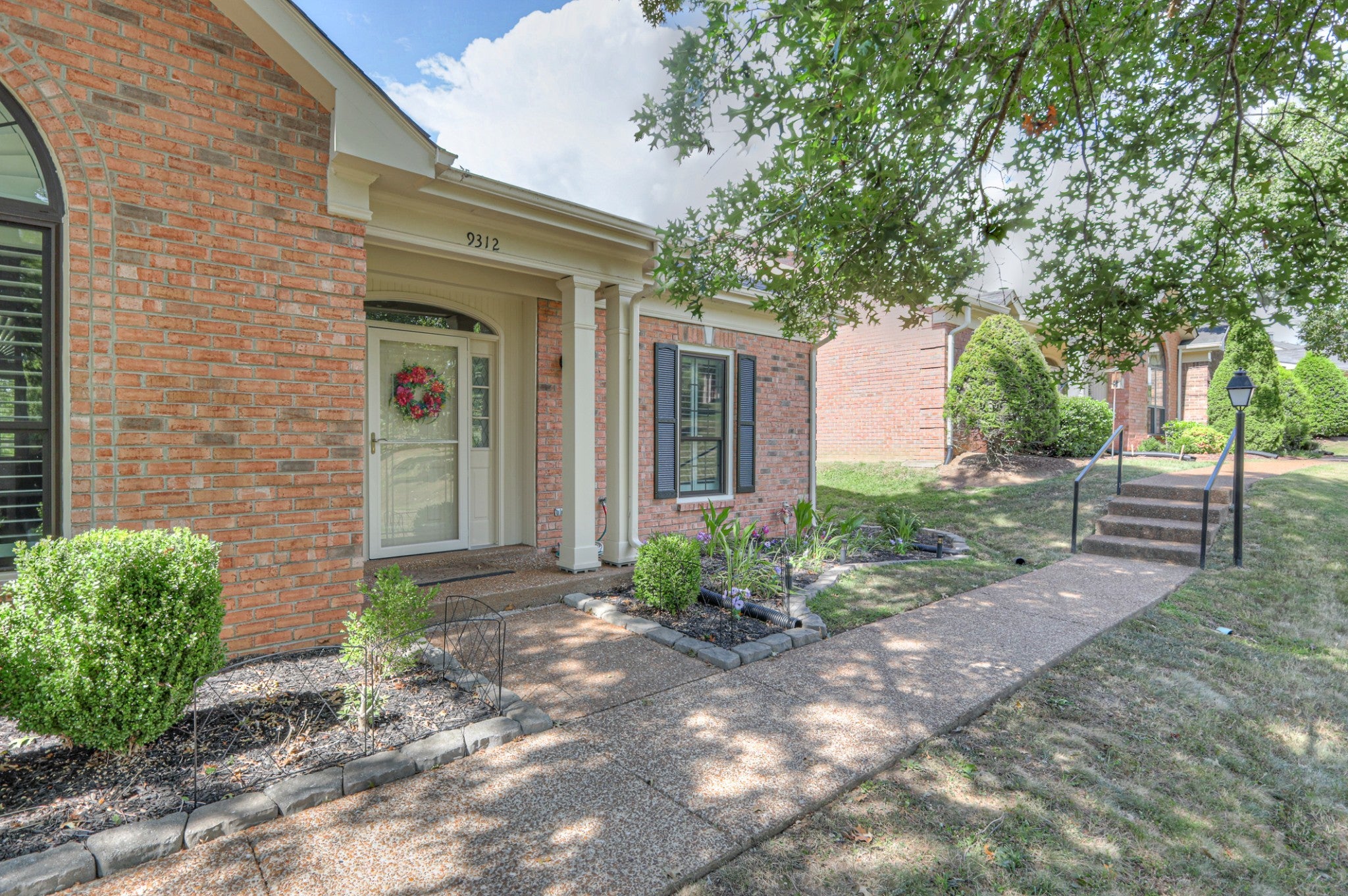 Photo of Listing #2974377