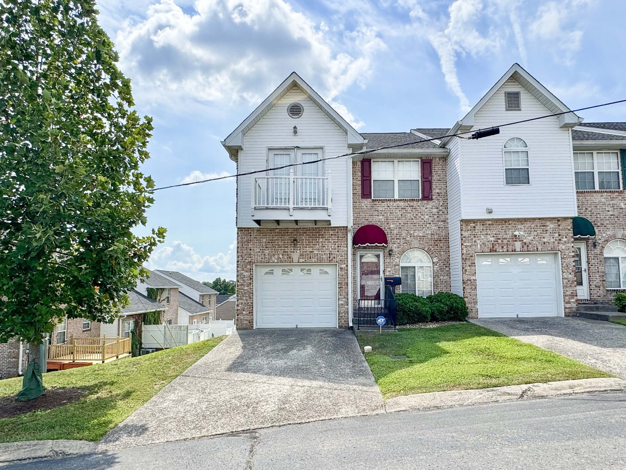 Photo of Listing #2974739