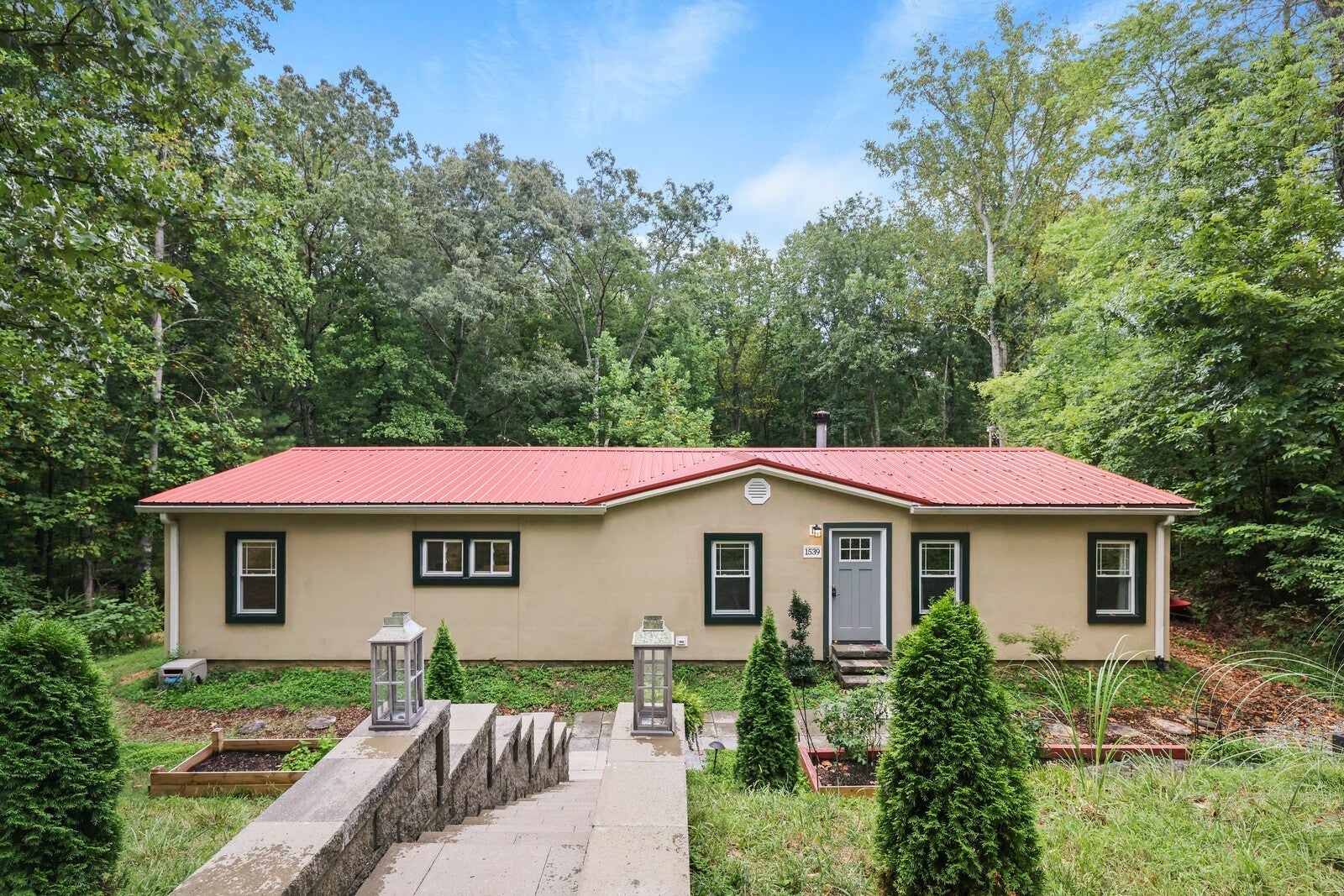 Photo of Listing #2975017