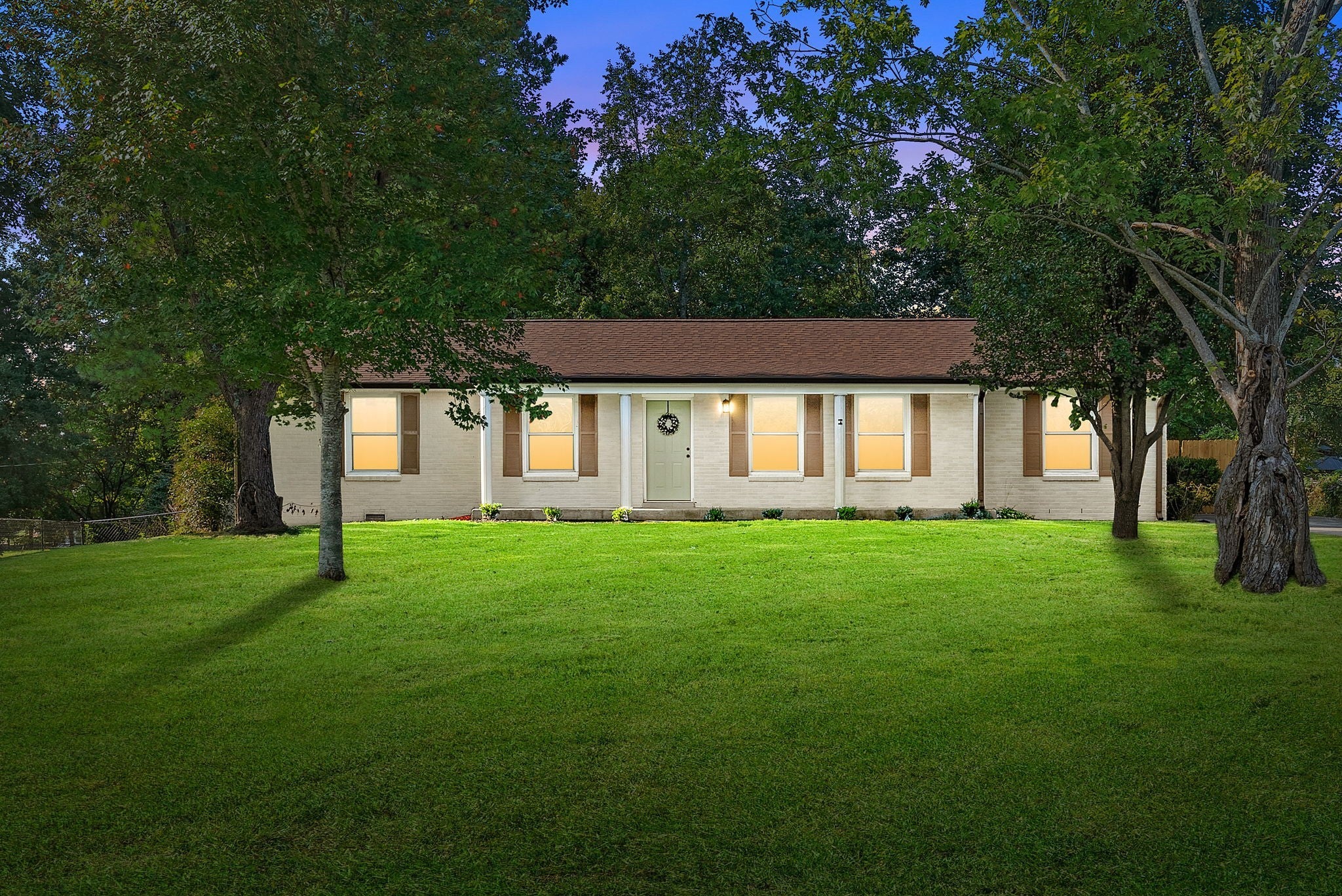Photo of Listing #2975083