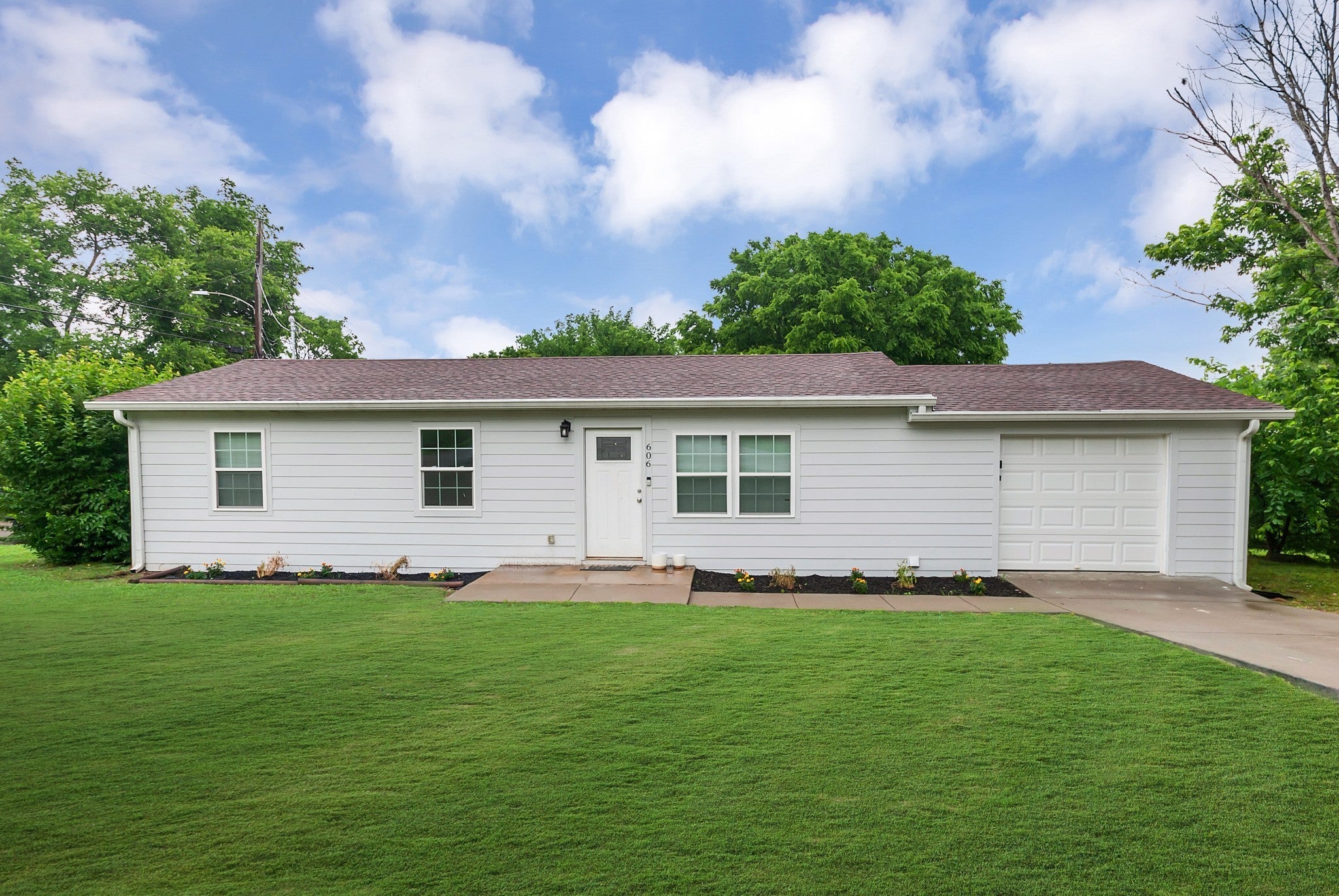 Photo of Listing #2975101