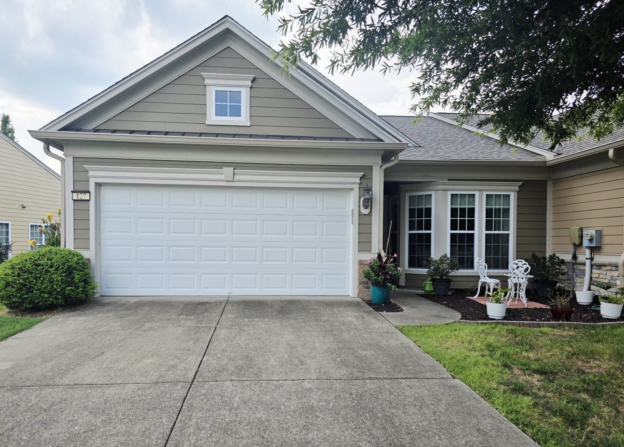 Photo of Listing #2975170
