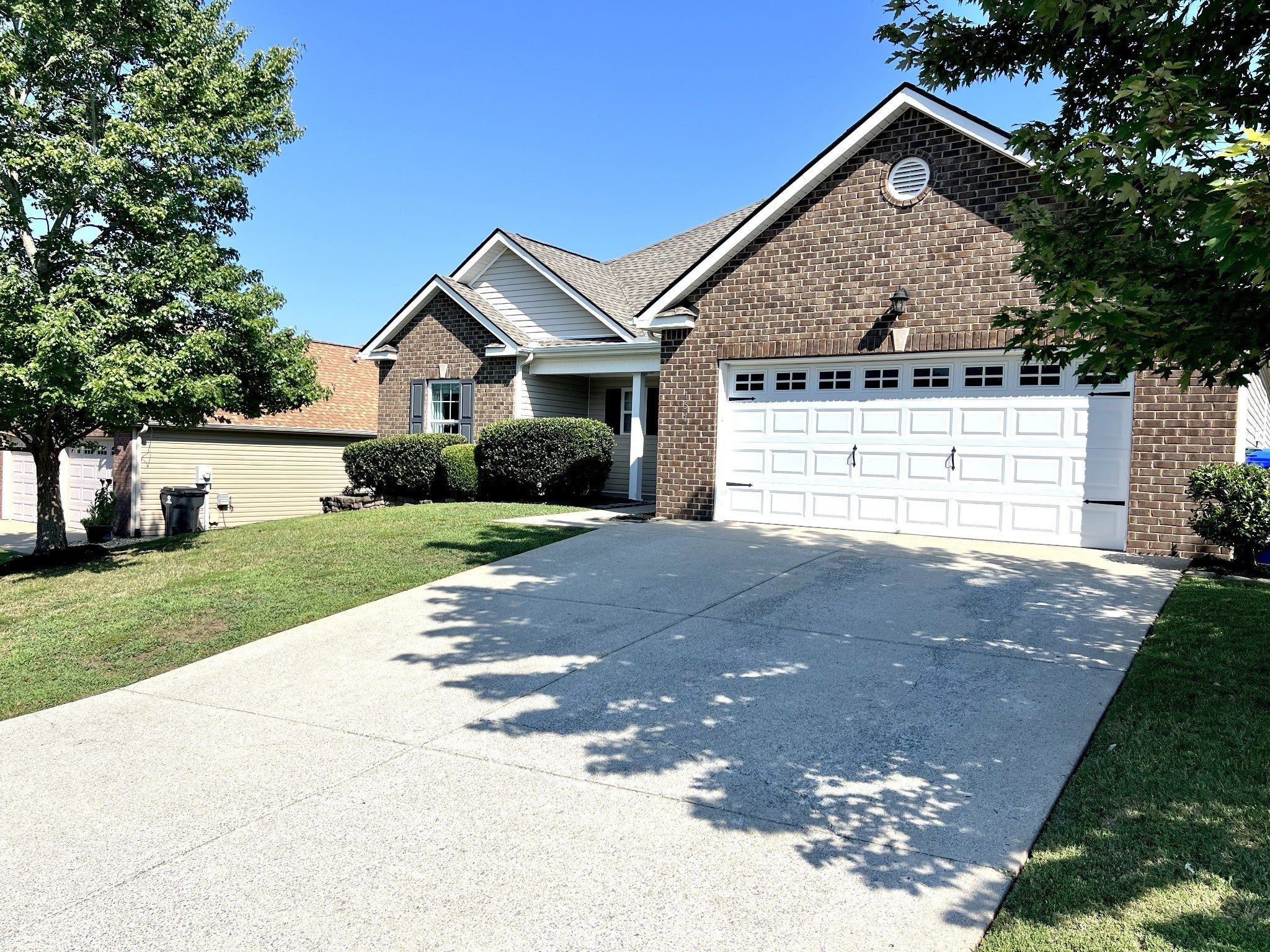 Photo of Listing #2975388