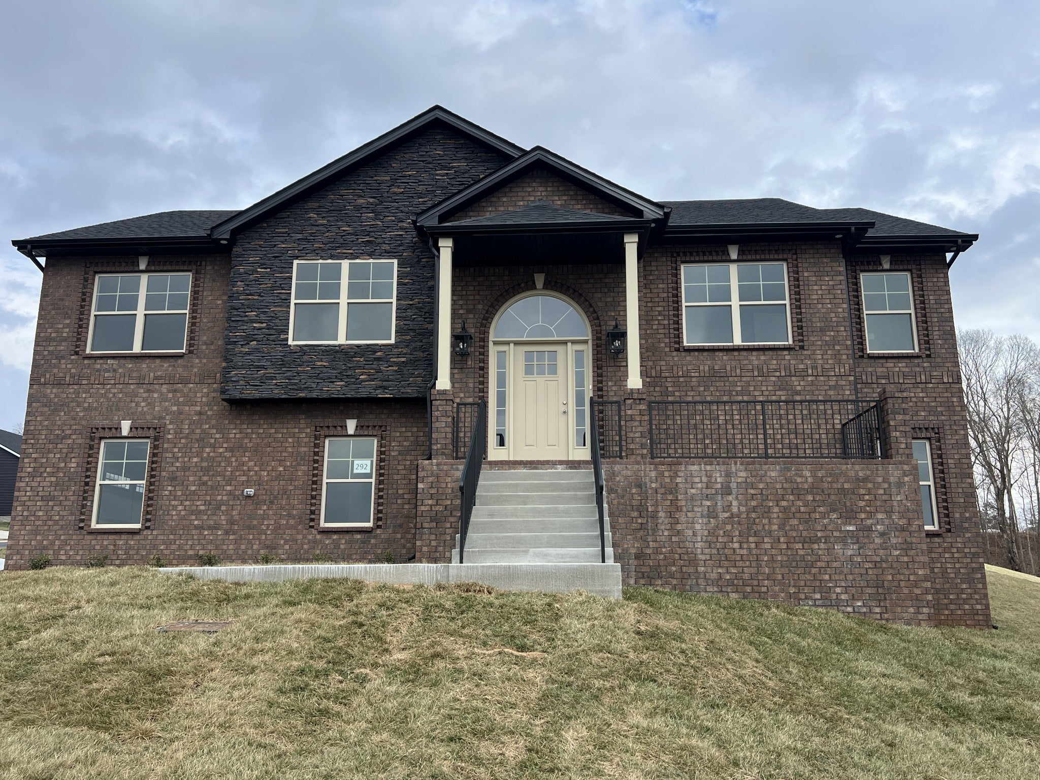 Photo of Listing #2975433