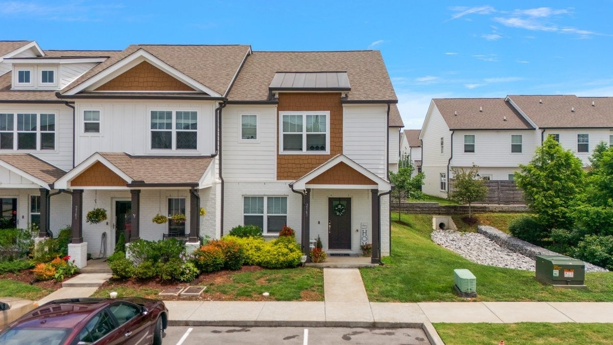 Photo of Listing #2975438