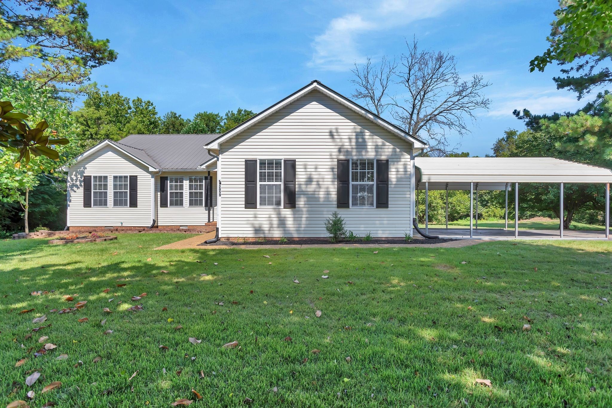 Photo of Listing #2975460