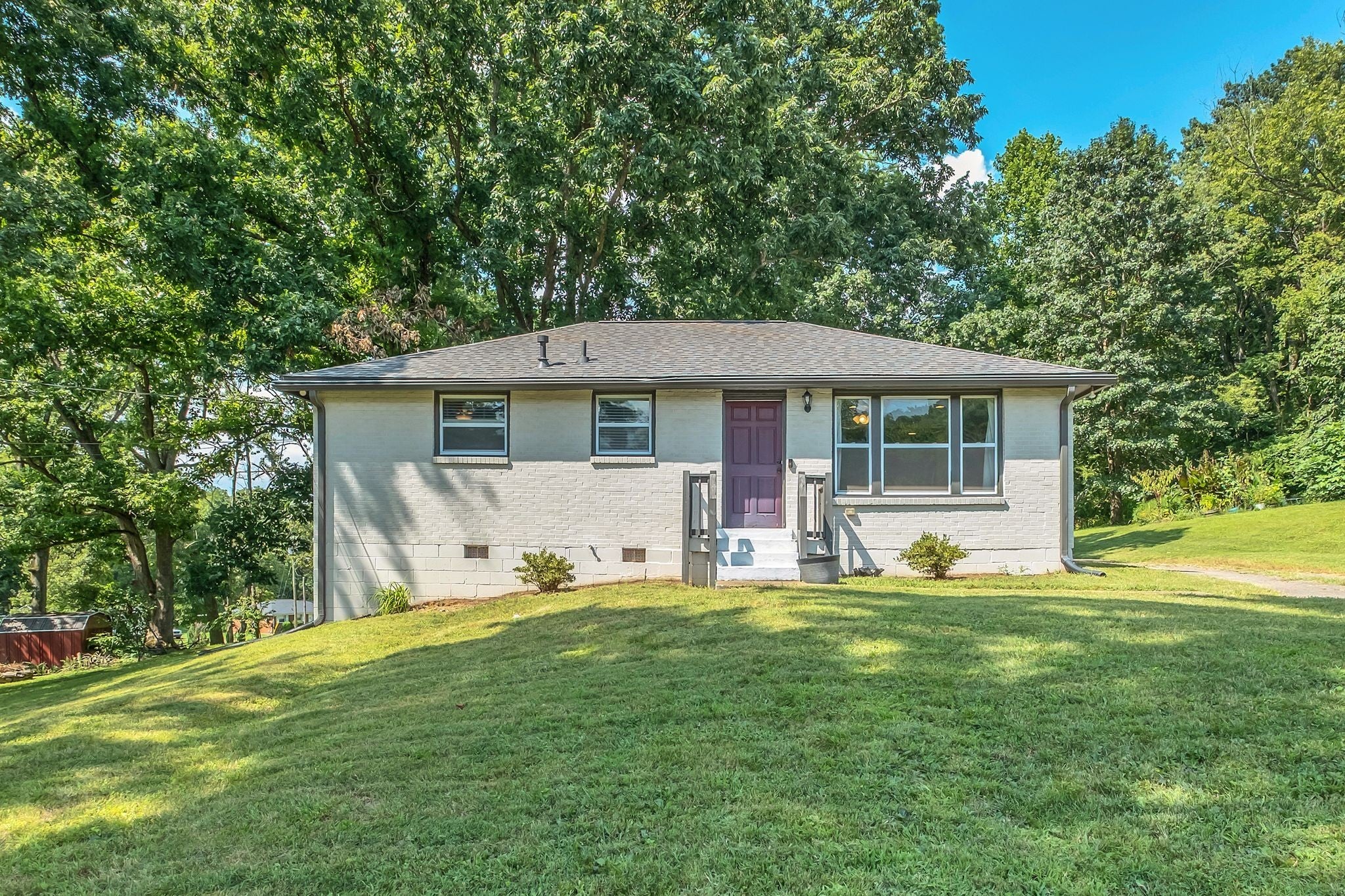 Photo of Listing #2975528