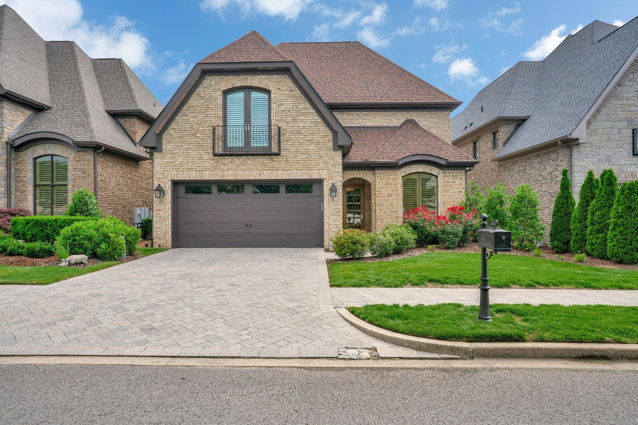 Photo of Listing #2975592