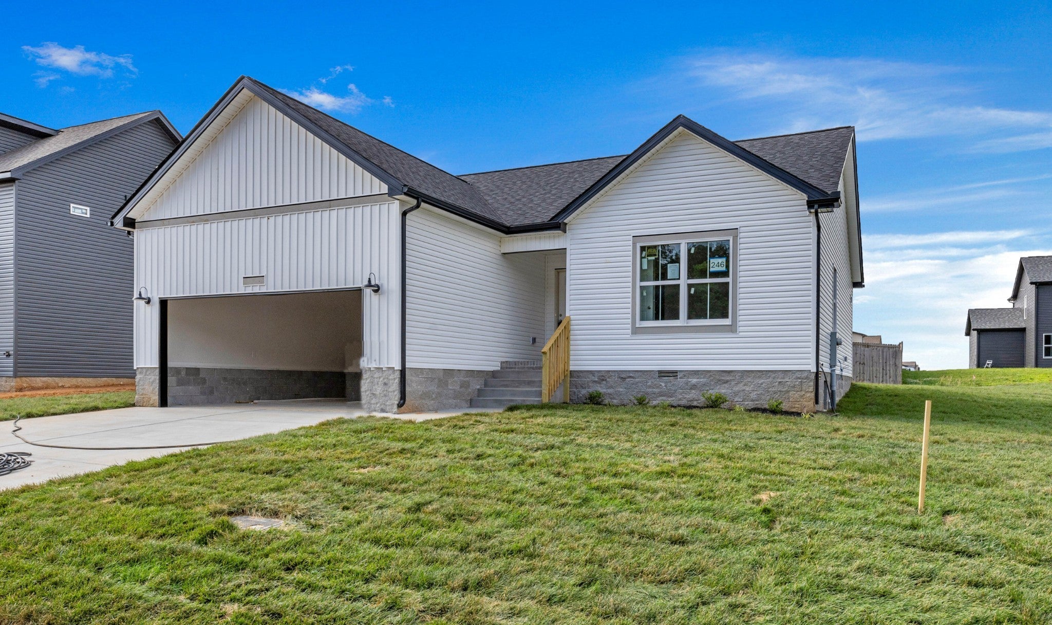 Photo of Listing #2975705