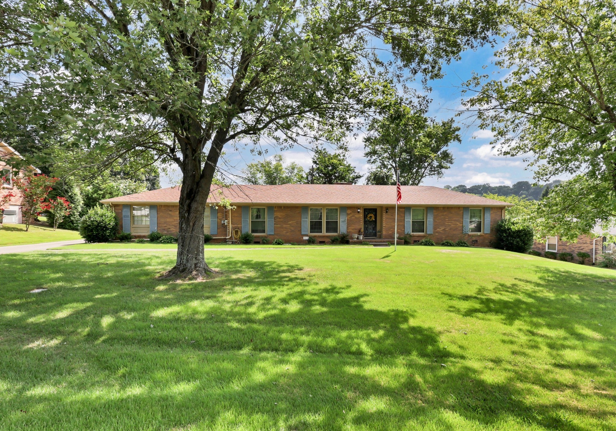 Photo of Listing #2975798