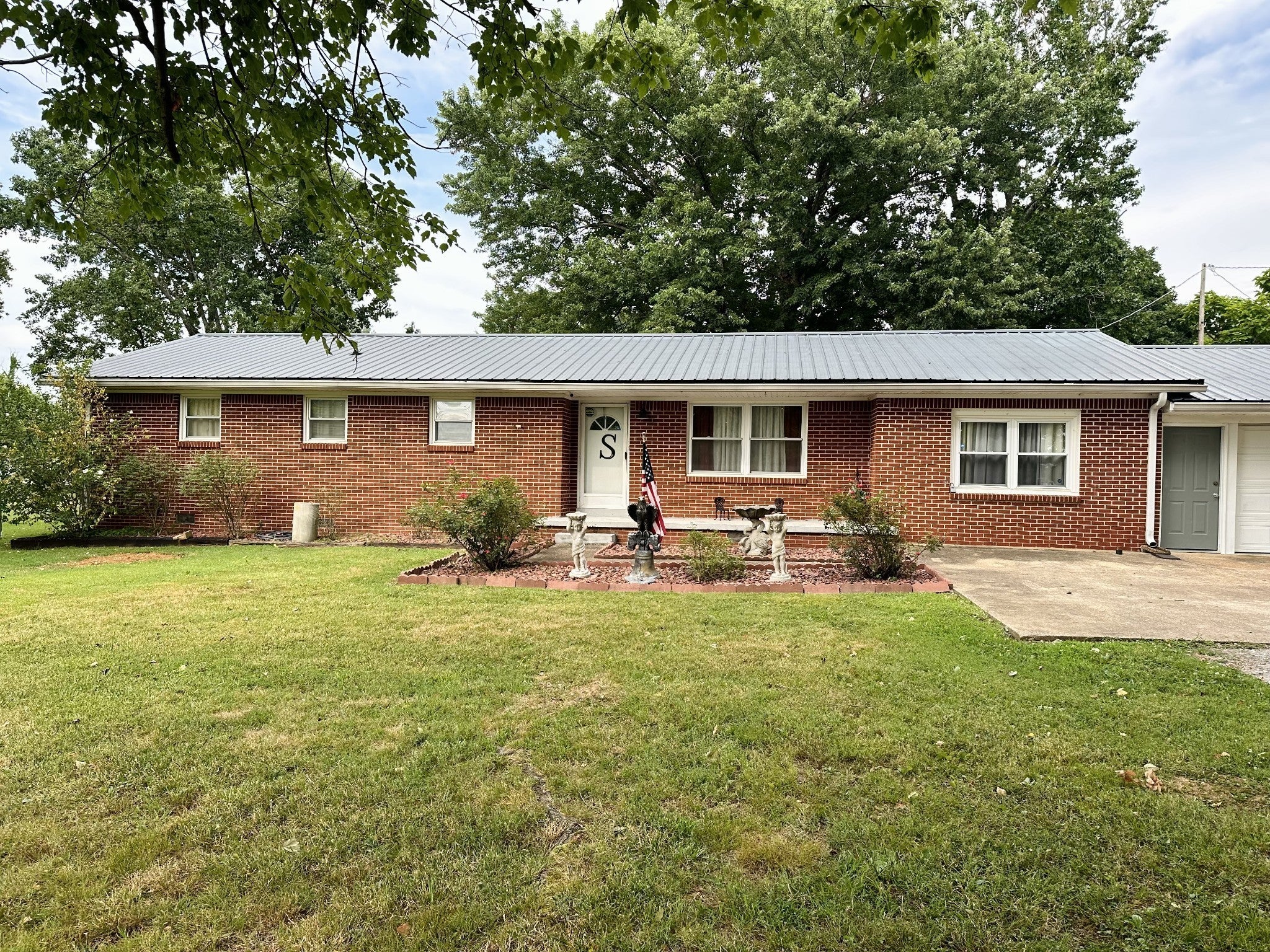 Photo of Listing #2976150