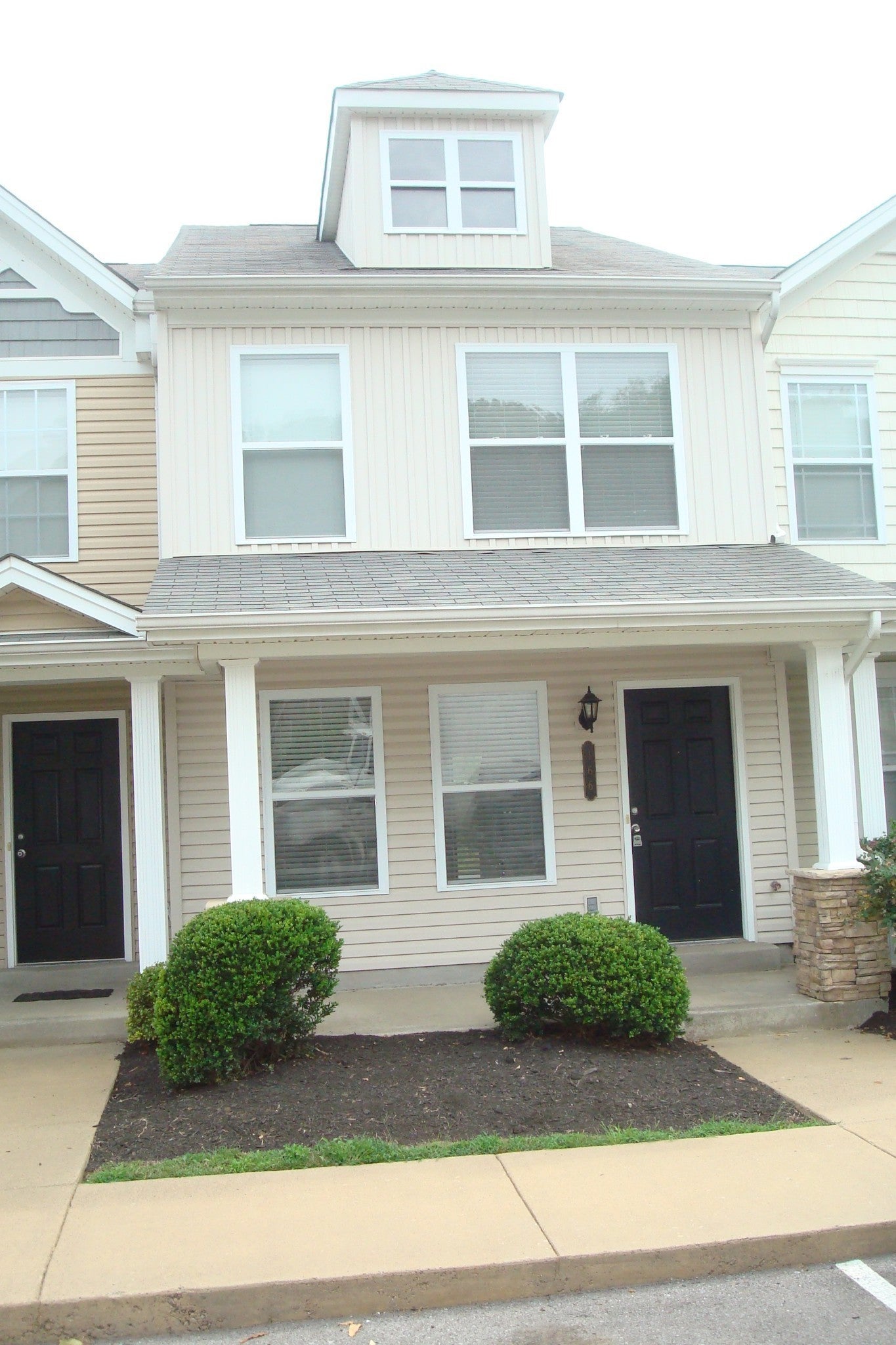 Photo of Listing #2976188