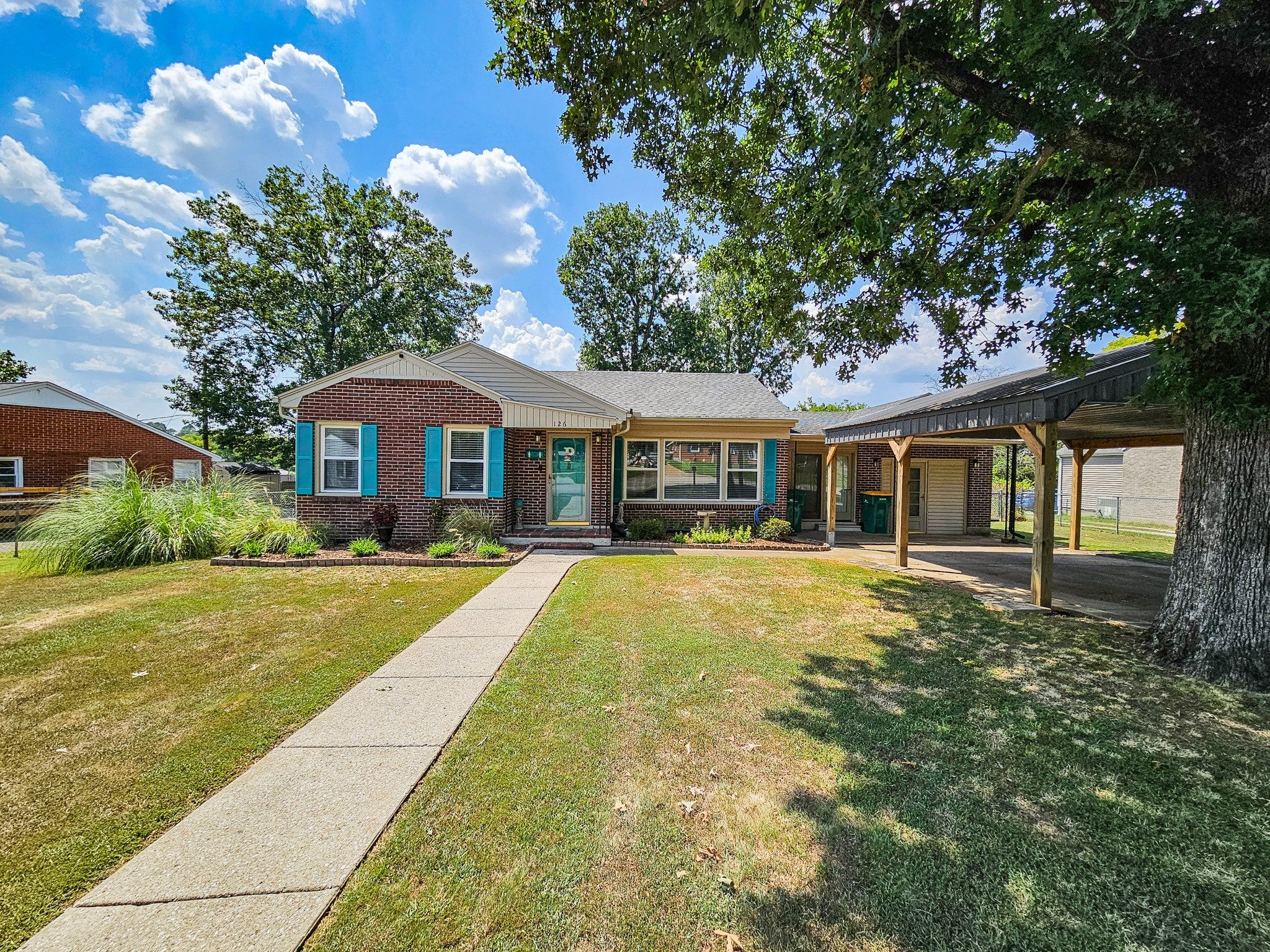 Photo of Listing #2976408