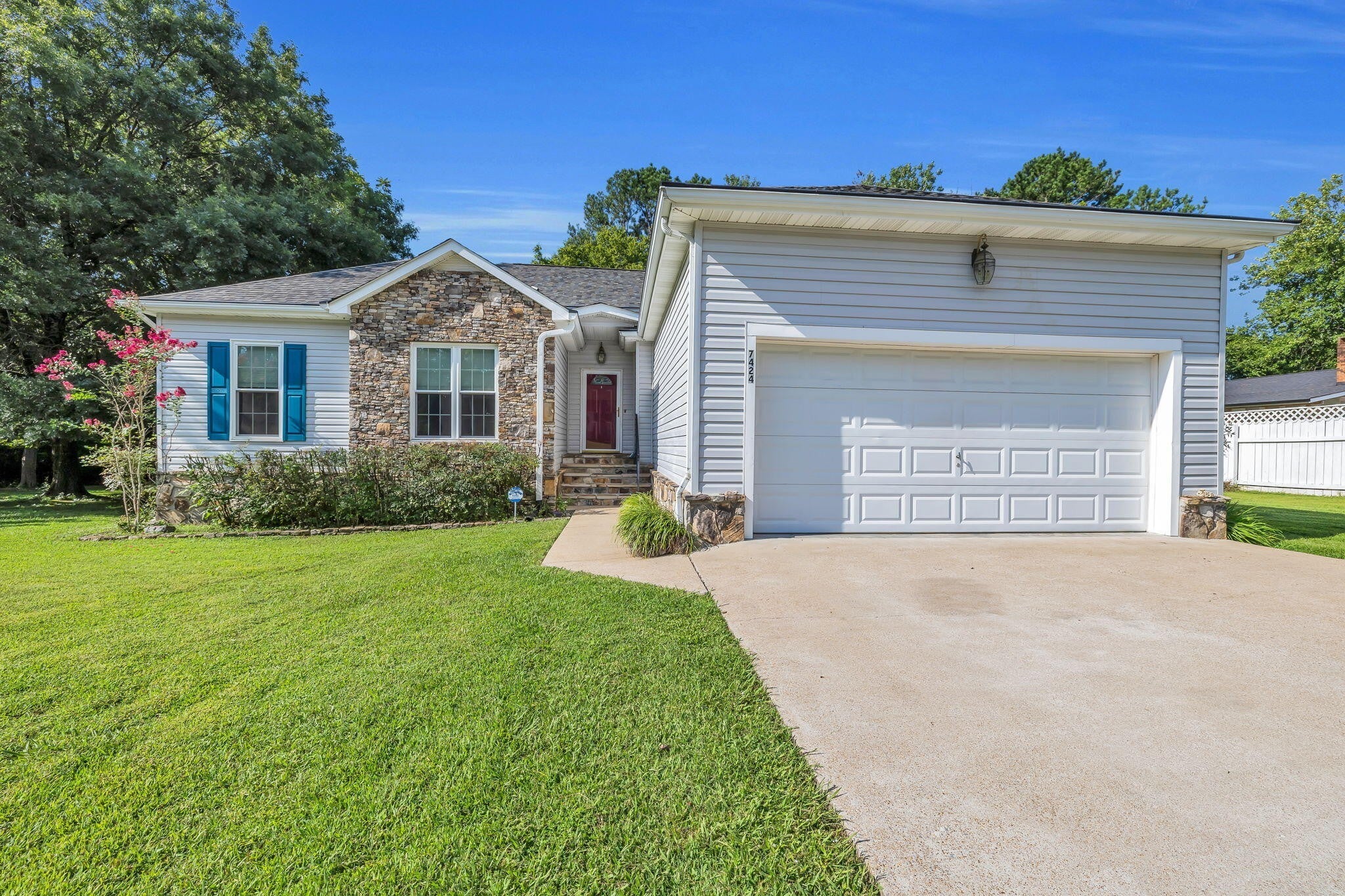 Photo of Listing #2976547