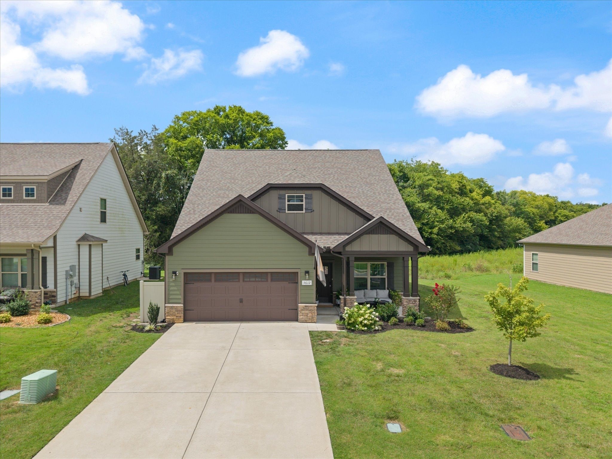 Photo of Listing #2976578