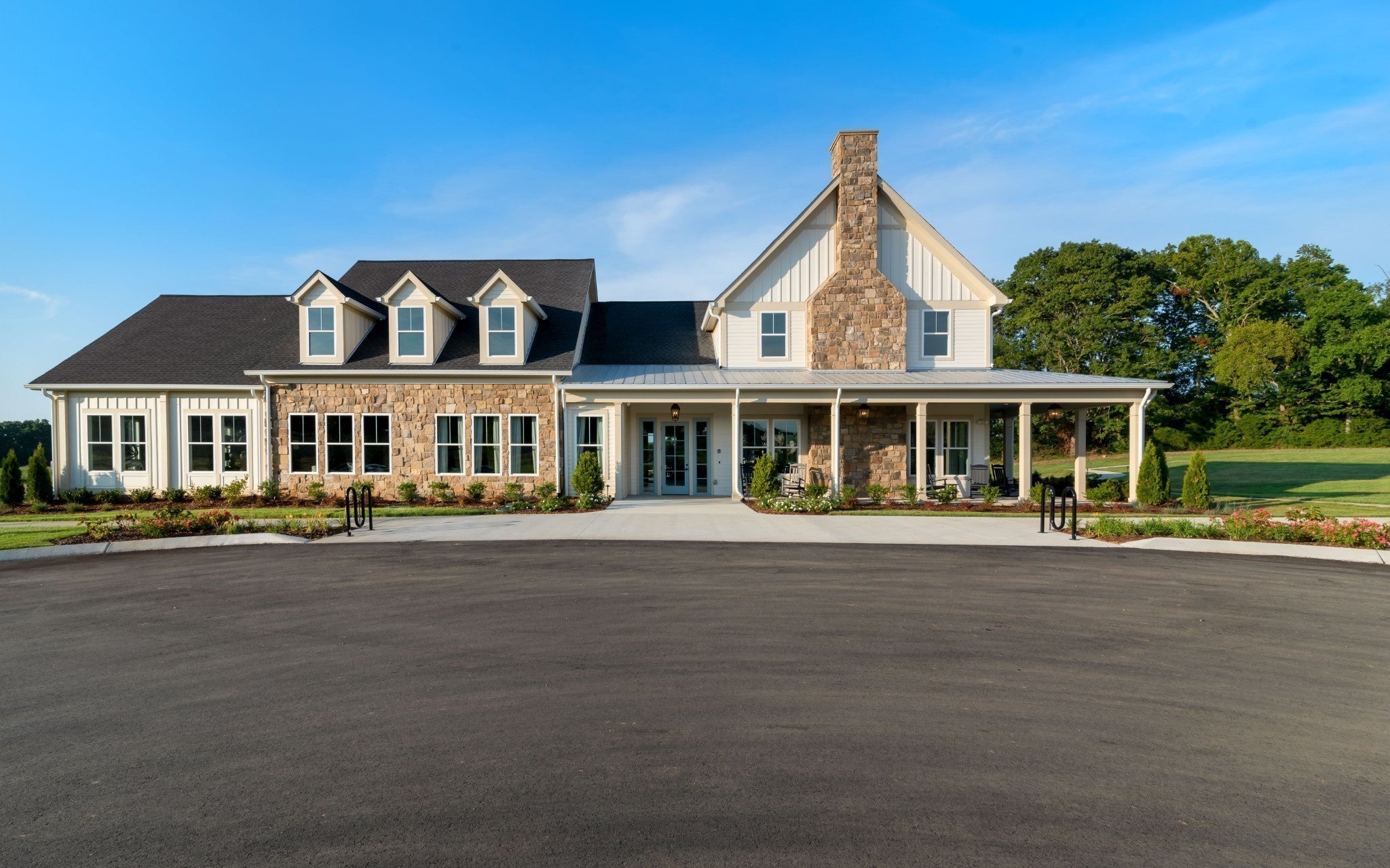 Photo of Listing #2976595