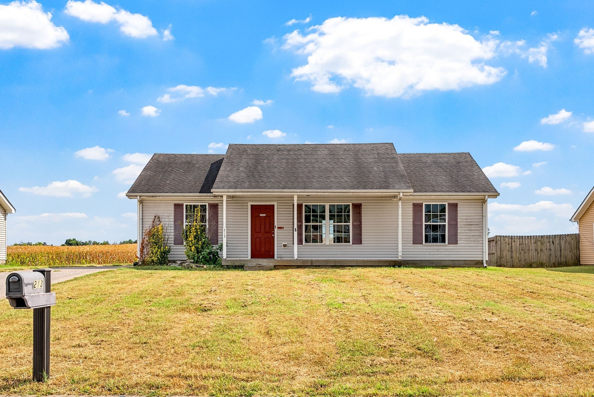 Photo of Listing #2976619