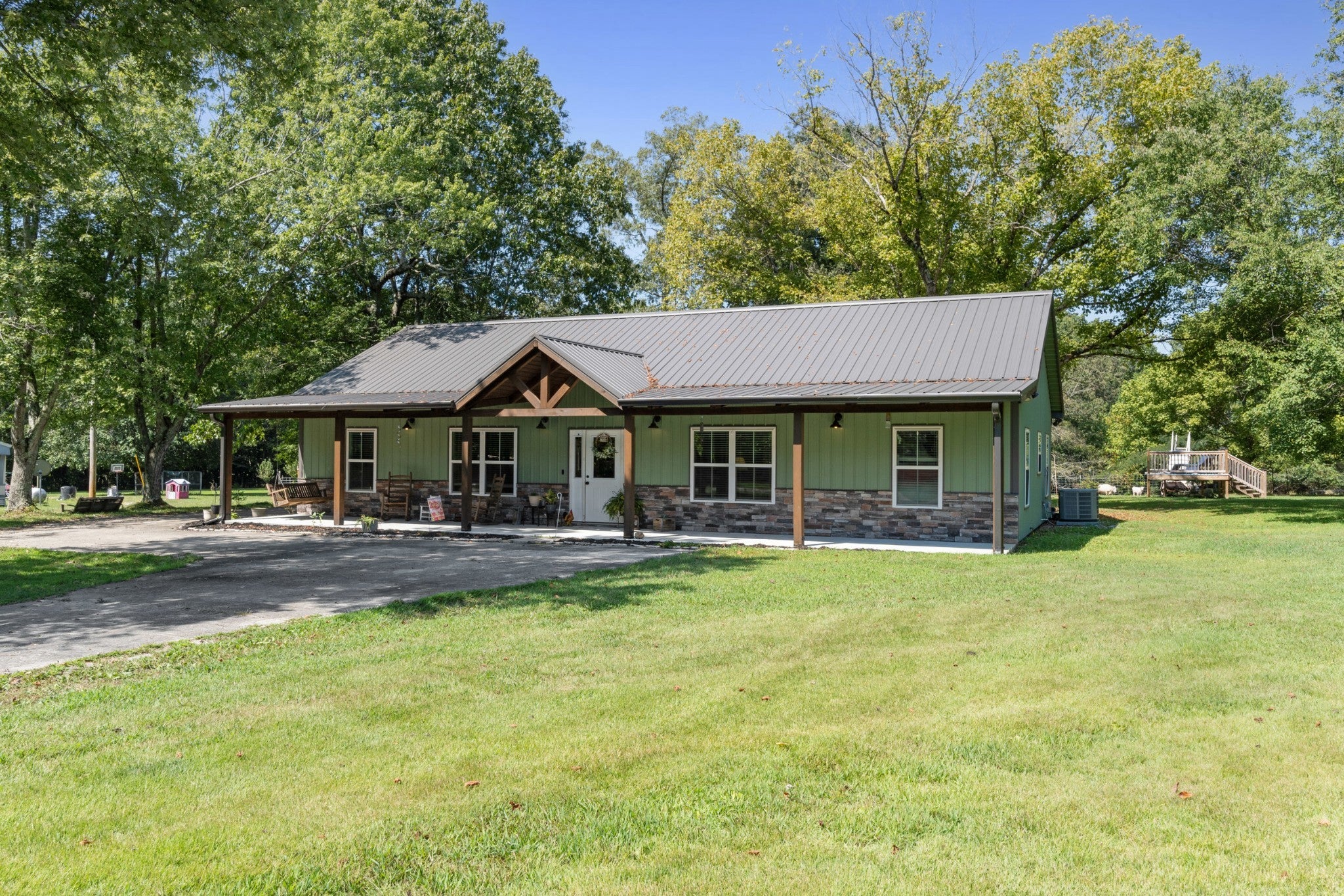 Photo of Listing #2976742