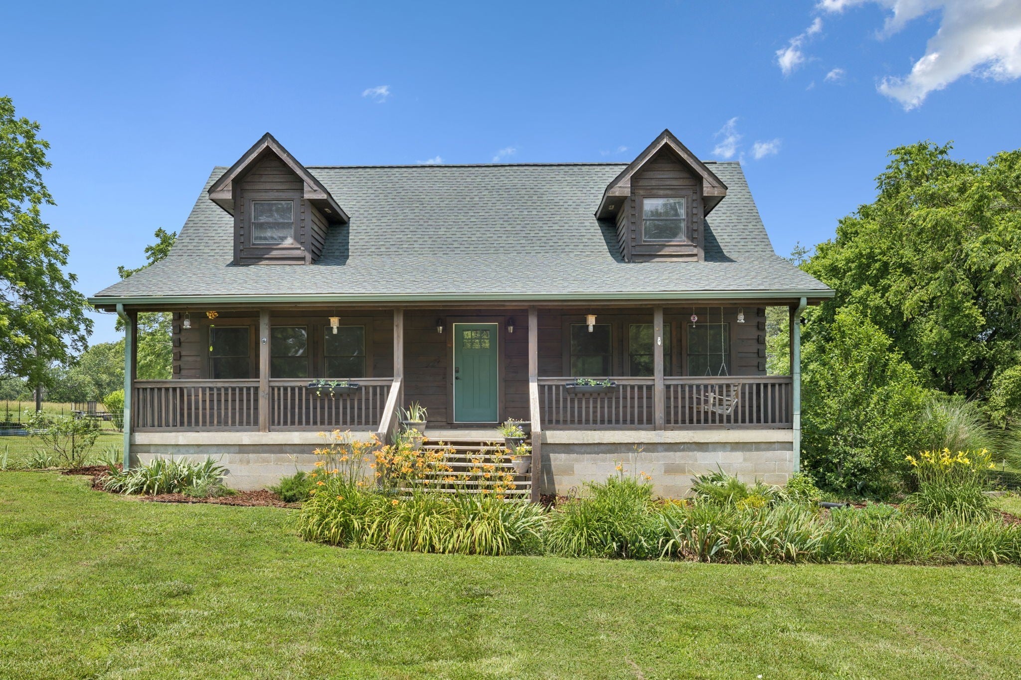 Photo of Listing #2976772